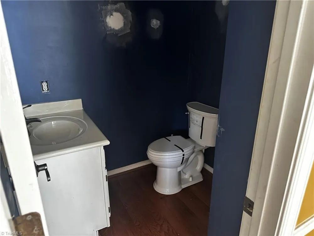 1720 Braemore Court Kernersville, NC 27284