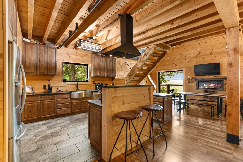3107 Jackson Point Rd Sewanee, TN 37375