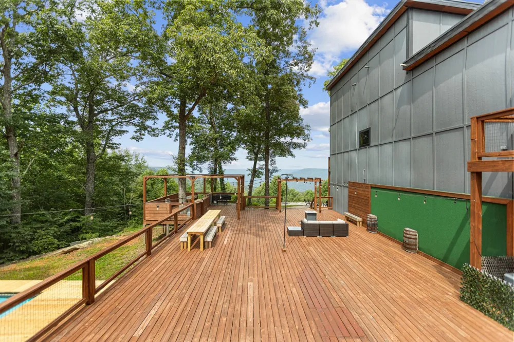 3107 Jackson Point Rd Sewanee, TN 37375