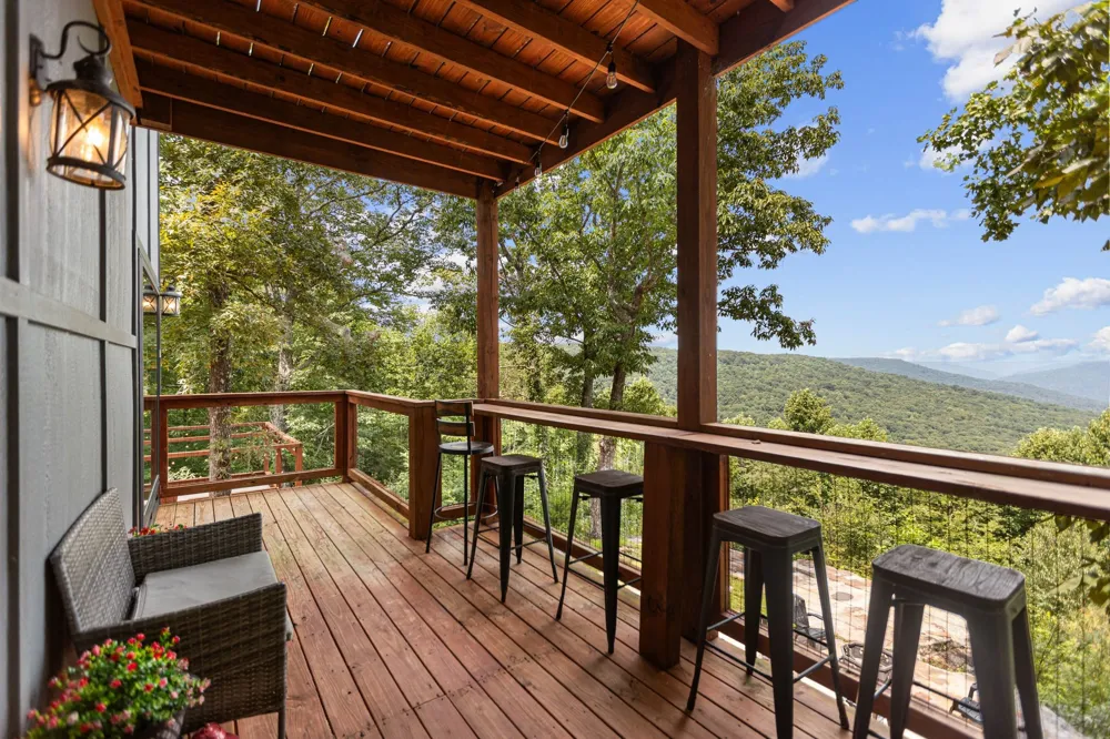 3107 Jackson Point Rd Sewanee, TN 37375