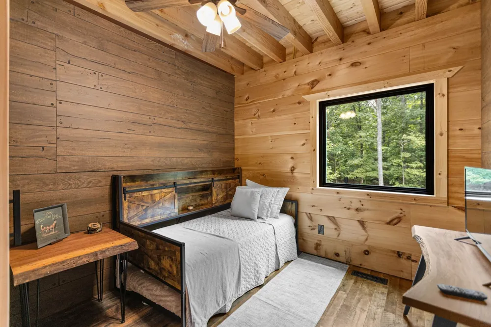 3107 Jackson Point Rd Sewanee, TN 37375