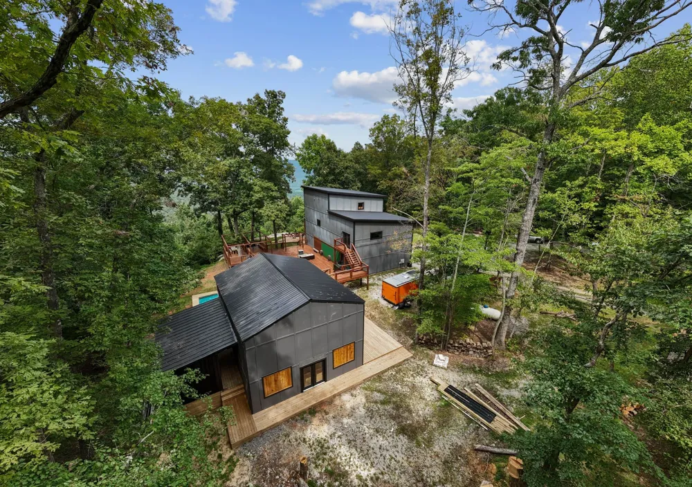3107 Jackson Point Rd Sewanee, TN 37375