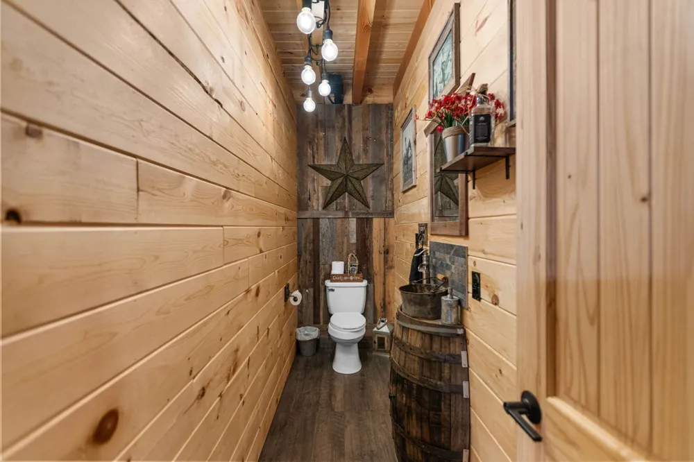 3107 Jackson Point Rd Sewanee, TN 37375