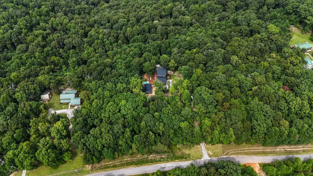 3107 Jackson Point Rd Sewanee, TN 37375