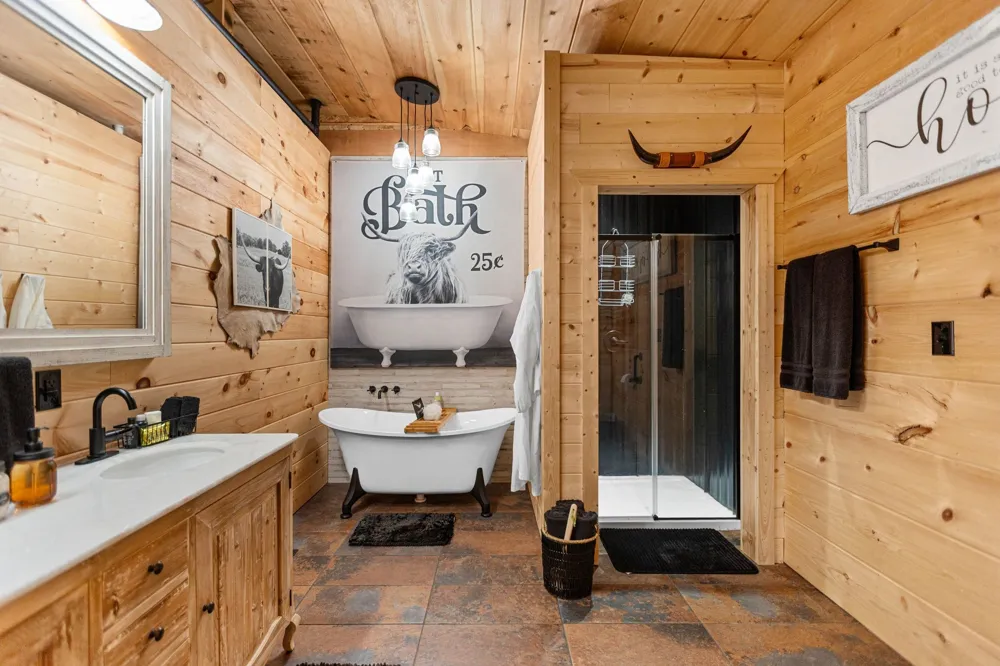 3107 Jackson Point Rd Sewanee, TN 37375