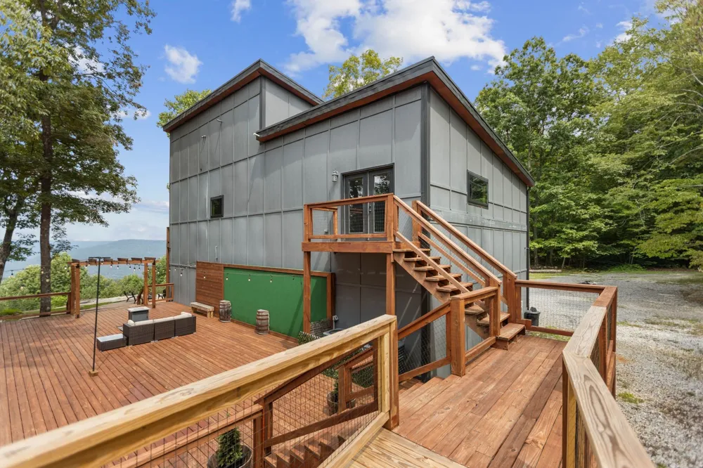 3107 Jackson Point Rd Sewanee, TN 37375
