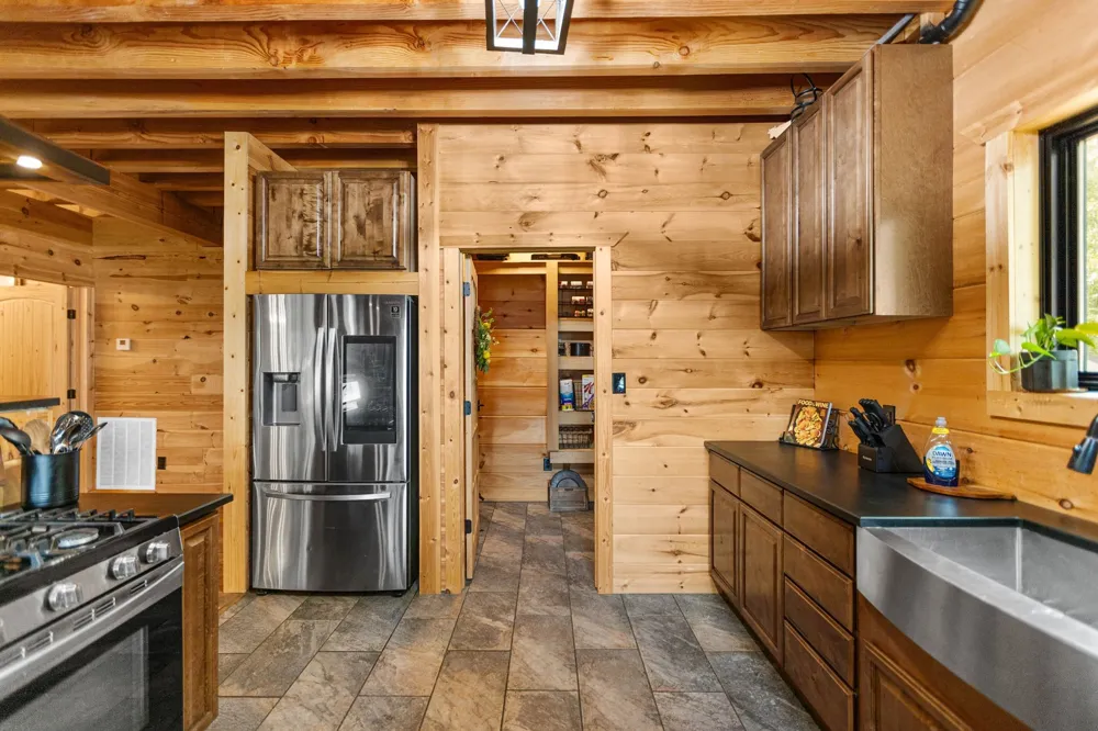 3107 Jackson Point Rd Sewanee, TN 37375
