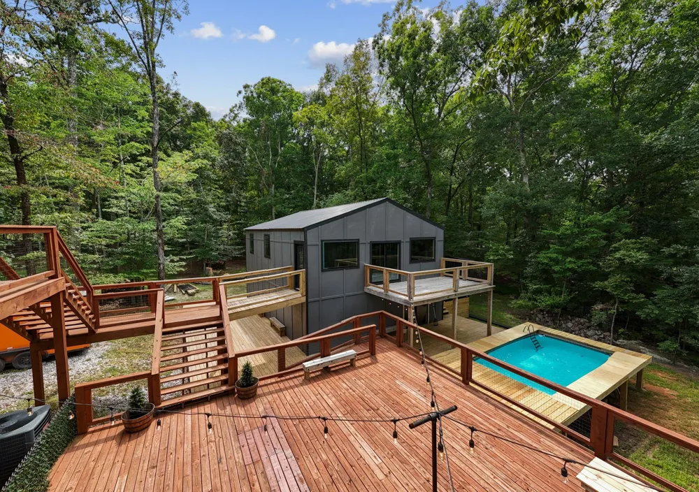 3107 Jackson Point Rd Sewanee, TN 37375