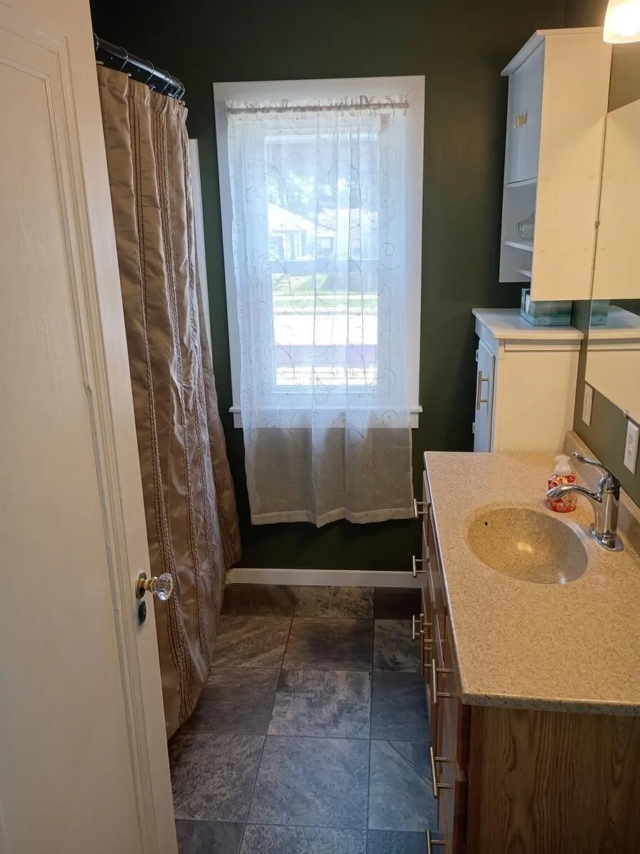 1347 NW Powers Avenue Grand Rapids City, MI 49504