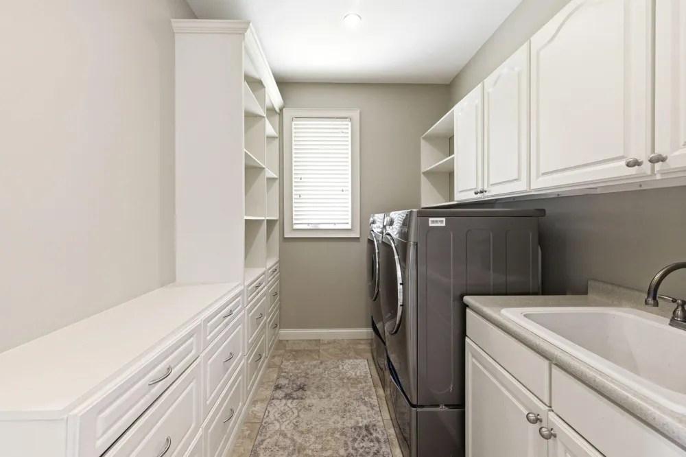 1920 High Mdw S Bertrand Township, MI 49120