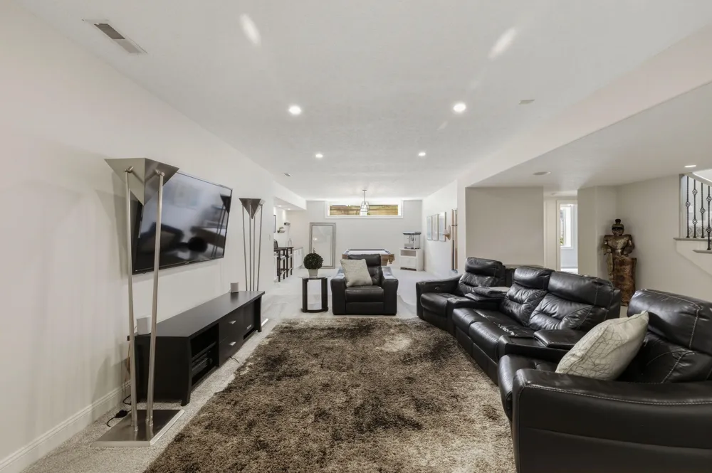 1920 High Mdw S Bertrand Township, MI 49120