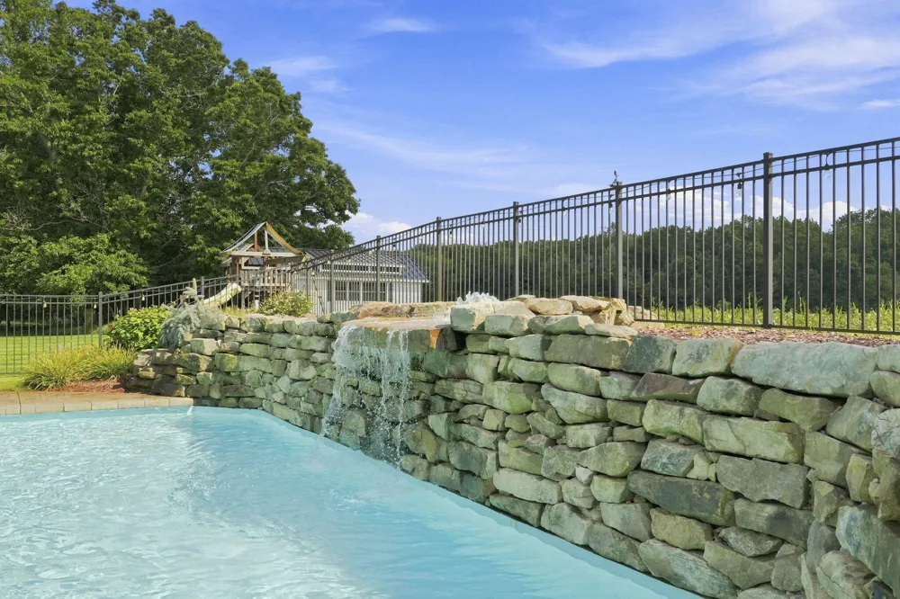 1920 High Mdw S Bertrand Township, MI 49120