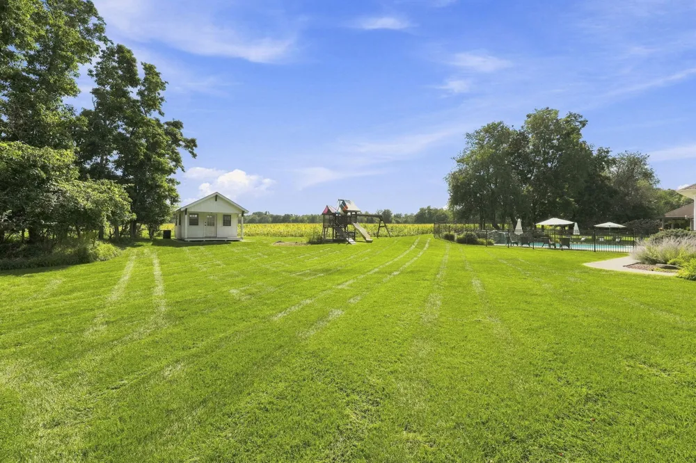 1920 High Mdw S Bertrand Township, MI 49120