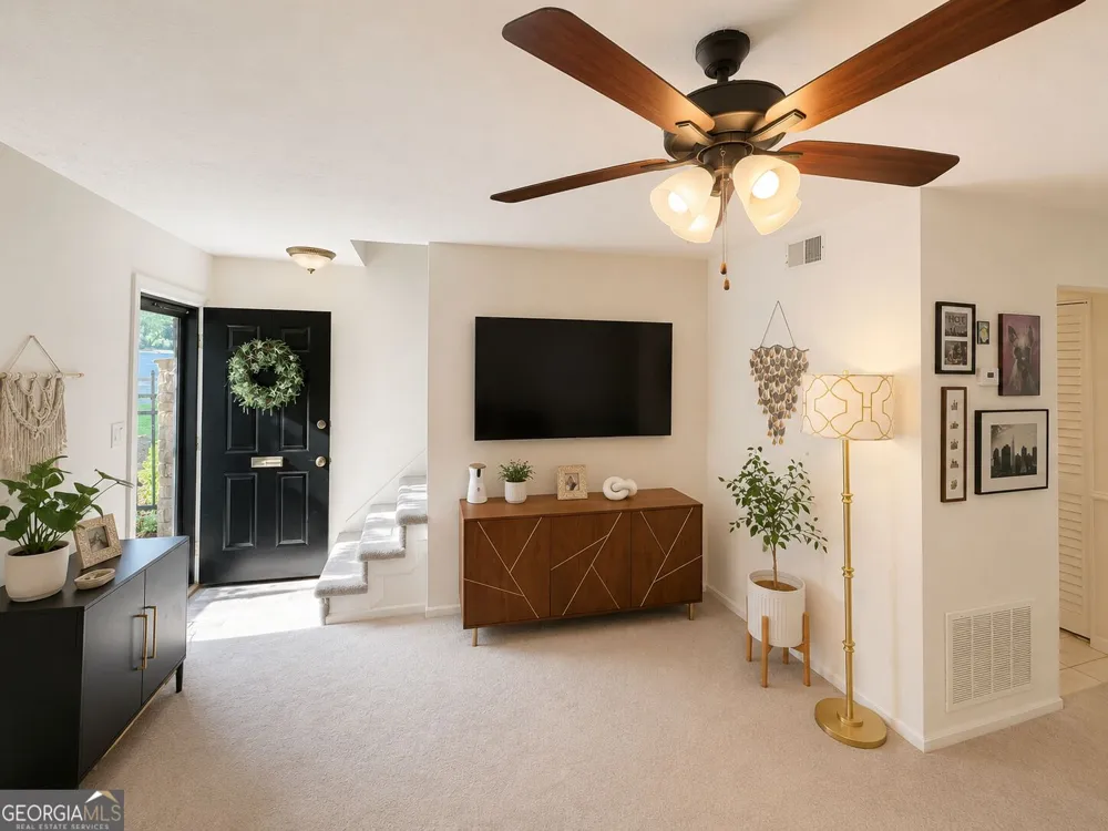 6402 Park AVE Sandy Springs, GA 30342