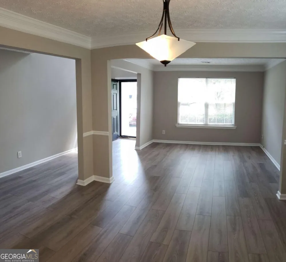 204 Wild Flower LN Canton, GA 30114