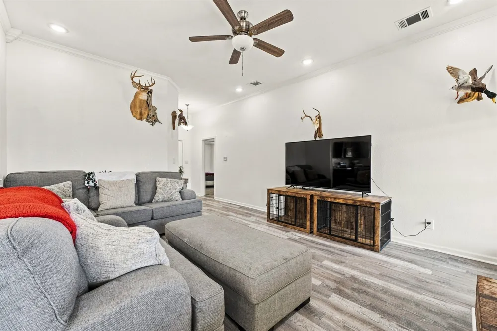 220 Knight Lane Lacy Lakeview, TX 76705