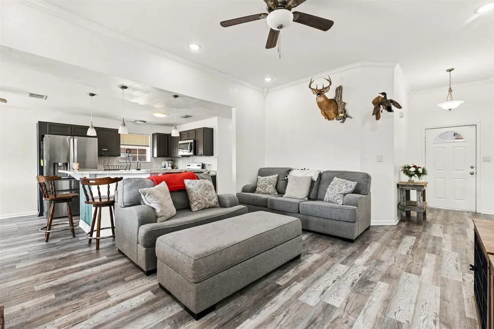 220 Knight Lane Lacy Lakeview, TX 76705
