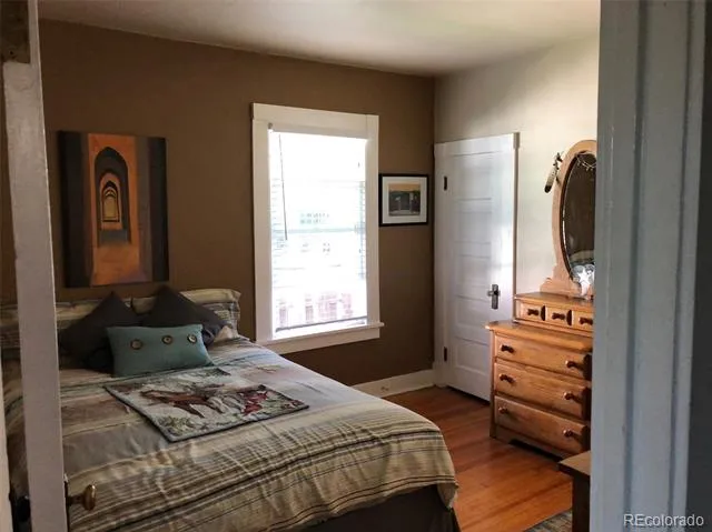 1059 Jackson Street Denver, CO 80206