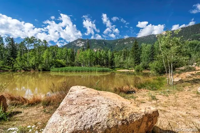 6840 Eagle Mountain Road Manitou Springs, CO 80829
