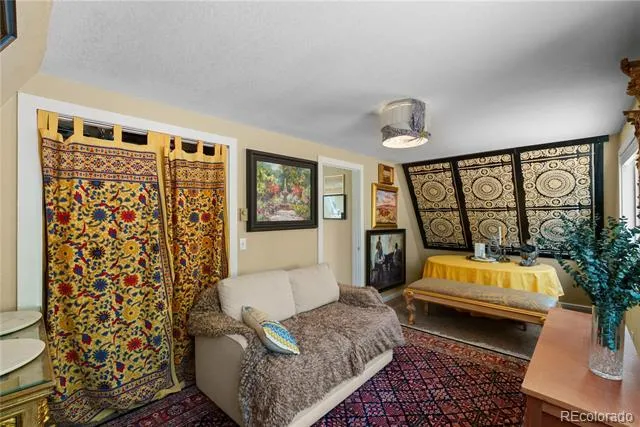 6840 Eagle Mountain Road Manitou Springs, CO 80829