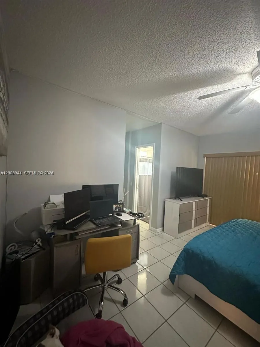 460 E 23rd St #207 Hialeah, FL 33013