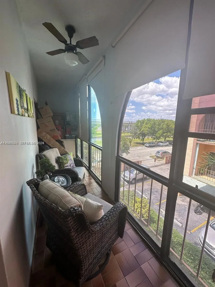 460 E 23rd St #207 Hialeah, FL 33013