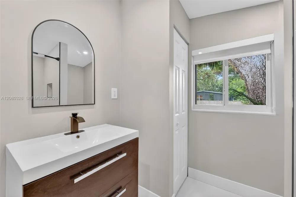 1508 SW 20th Ave Fort Lauderdale, FL 33312