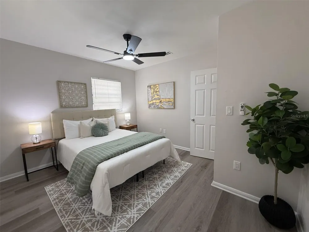 327 BARBARA CIRCLE Belleair, FL 33756