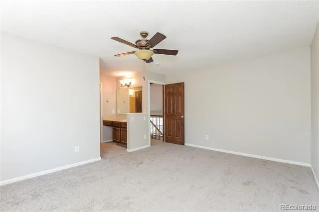 4050 S Espana Way Aurora, CO 80013