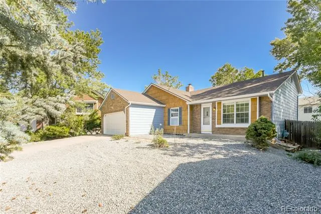 4050 S Espana Way Aurora, CO 80013