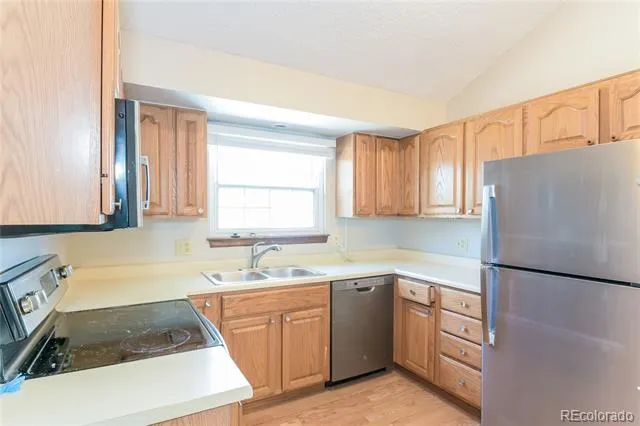 4050 S Espana Way Aurora, CO 80013