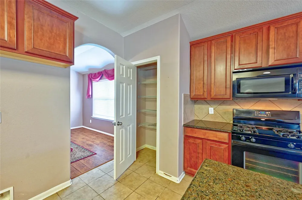 12606 Twin Flower Drive Tomball, TX 77377
