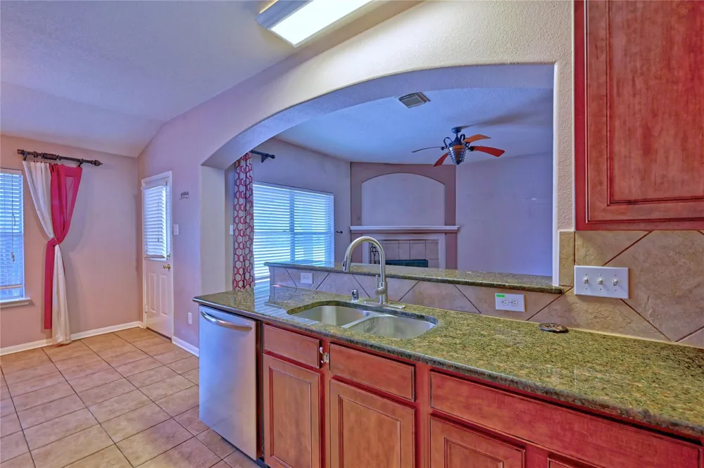 12606 Twin Flower Drive Tomball, TX 77377