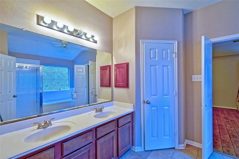 12606 Twin Flower Drive Tomball, TX 77377