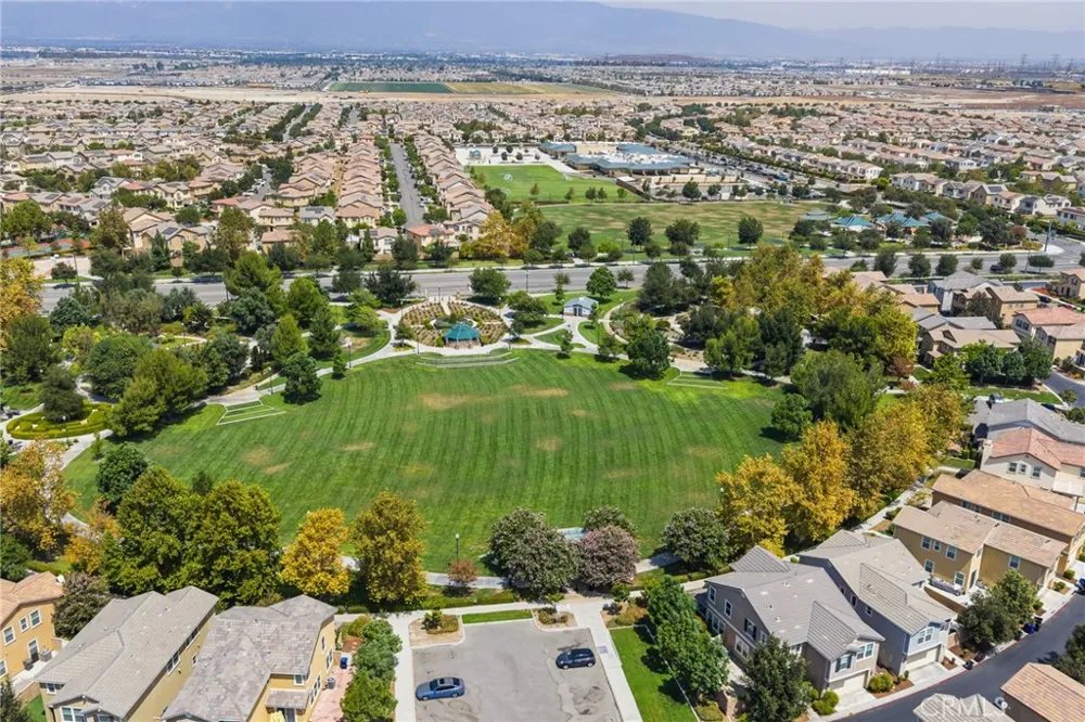 13931 Blossom Way Eastvale, CA 92880