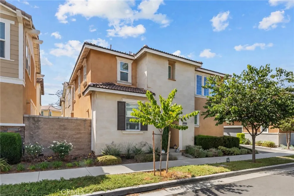 13931 Blossom Way Eastvale, CA 92880