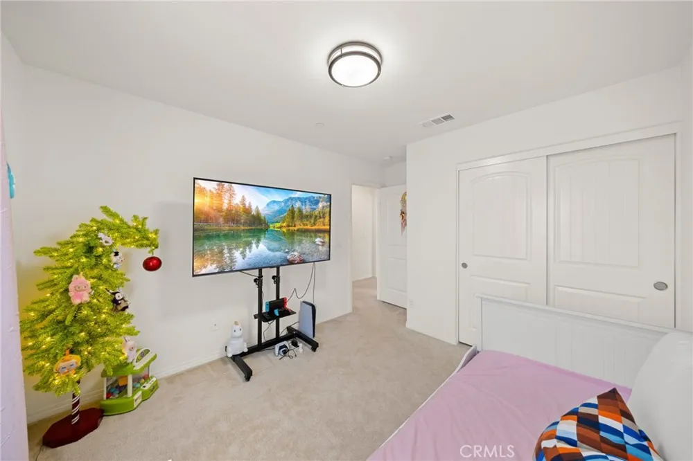 13931 Blossom Way Eastvale, CA 92880
