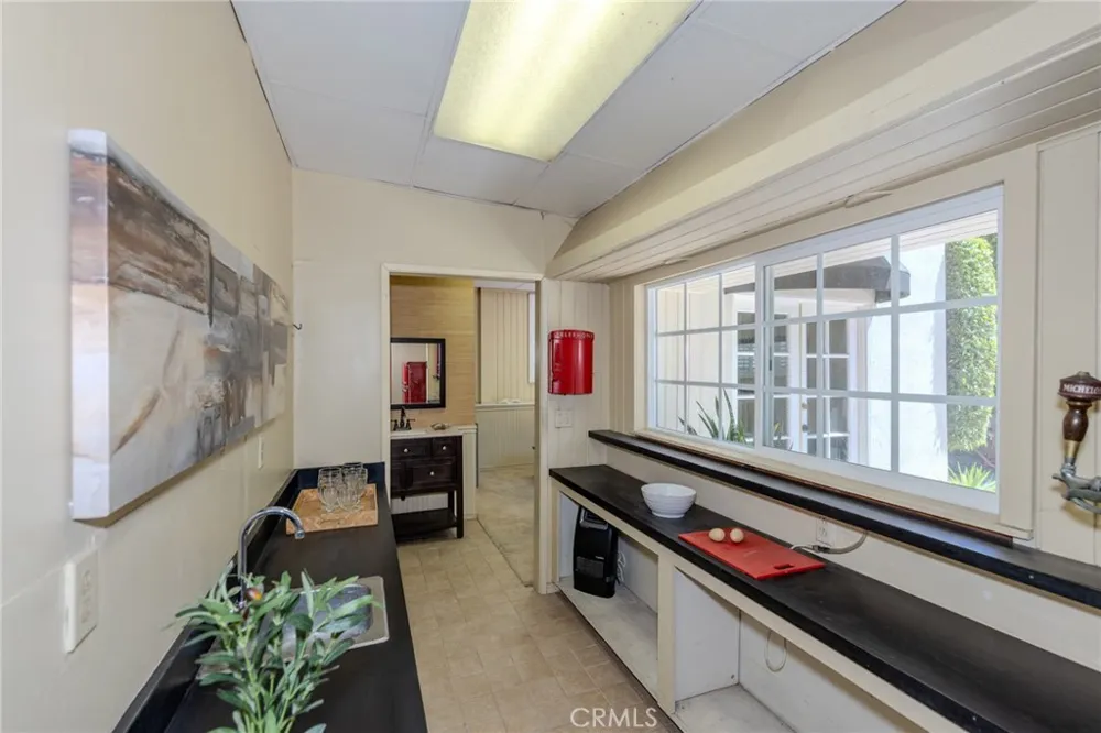 2326 Almira Avenue Fullerton, CA 92831