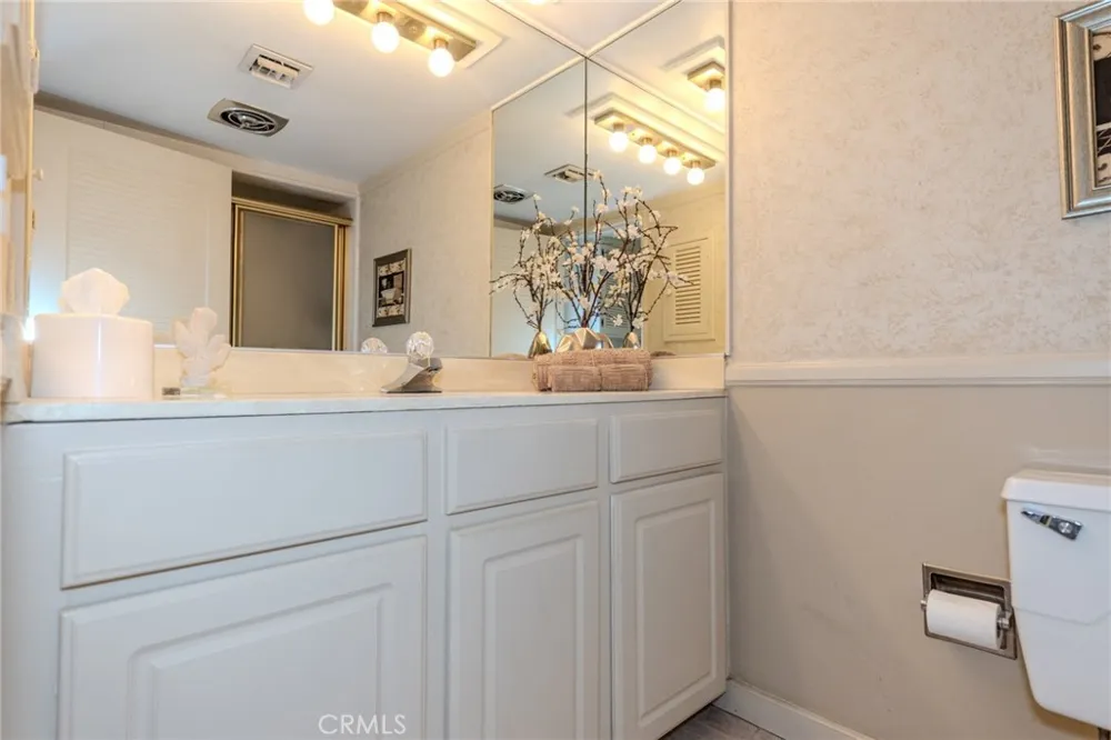 2326 Almira Avenue Fullerton, CA 92831