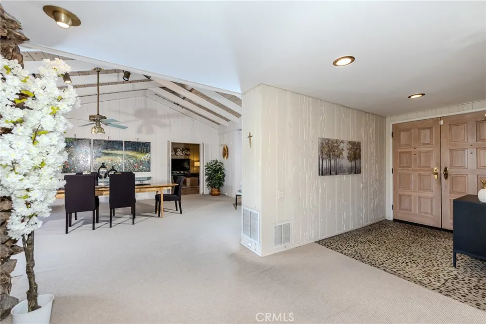 2326 Almira Avenue Fullerton, CA 92831