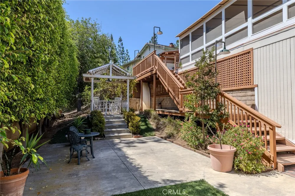 2326 Almira Avenue Fullerton, CA 92831