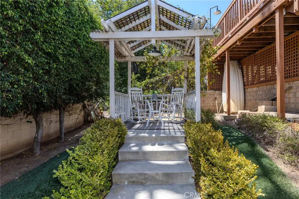 2326 Almira Avenue Fullerton, CA 92831