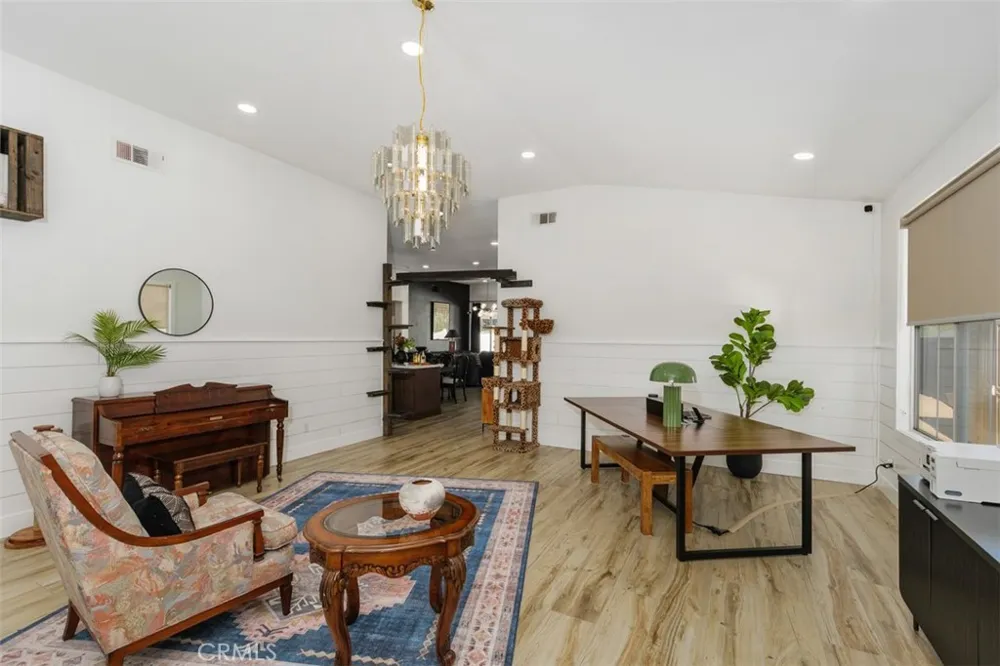 13810 Cheina Court Corona, CA 92883