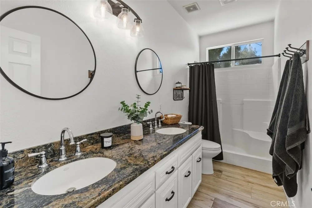 13810 Cheina Court Corona, CA 92883
