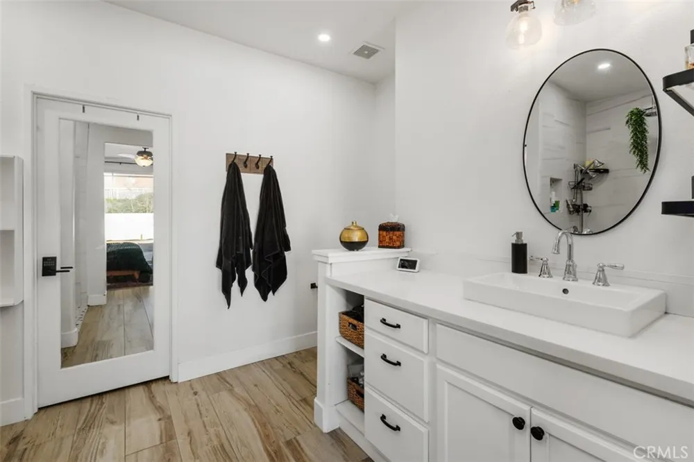 13810 Cheina Court Corona, CA 92883