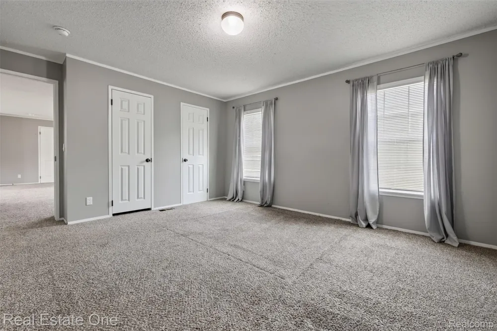 16047 Windsor Lane Holly Township, MI 48442