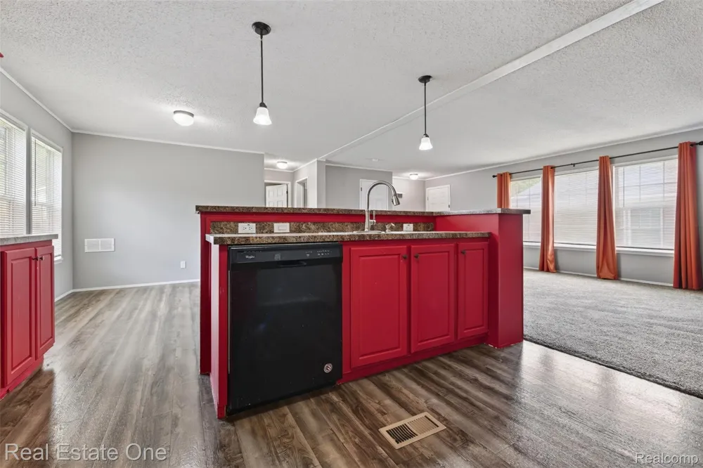 16047 Windsor Lane Holly Township, MI 48442