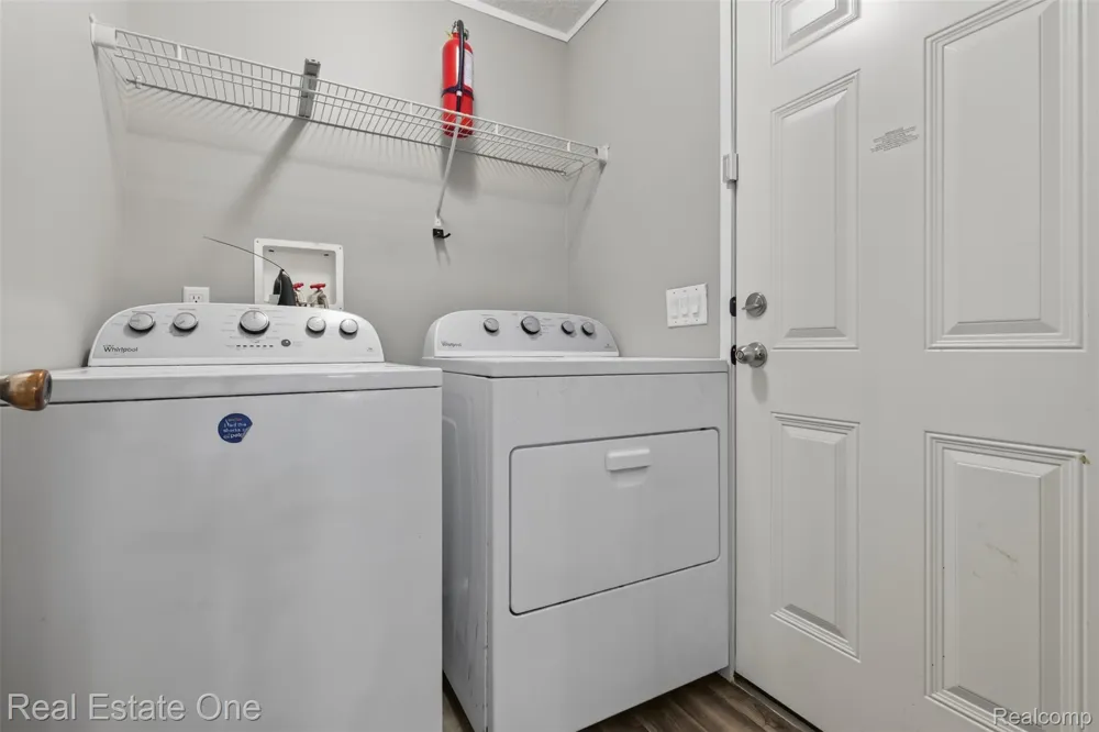 16047 Windsor Lane Holly Township, MI 48442