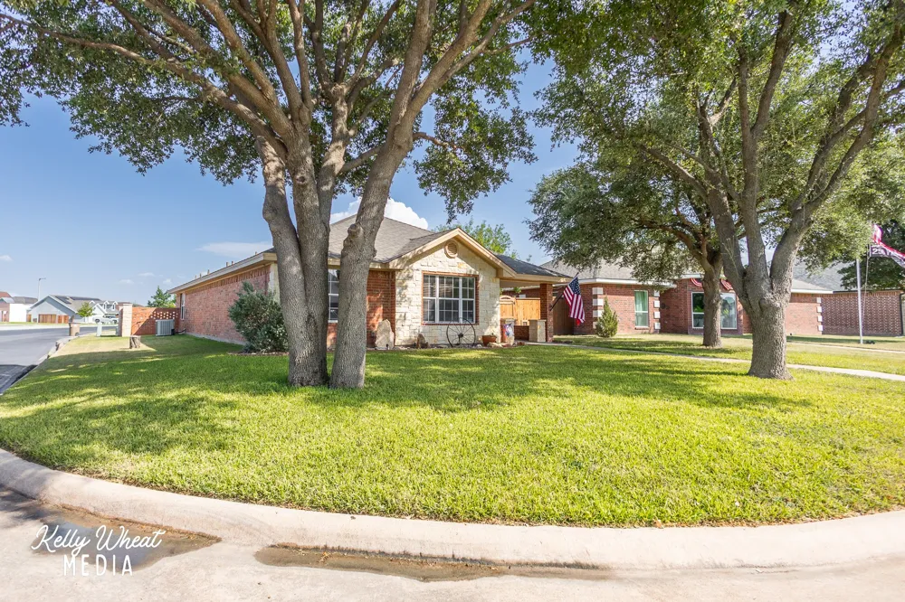 7602 Aspen Avenue San Angelo, TX 76904