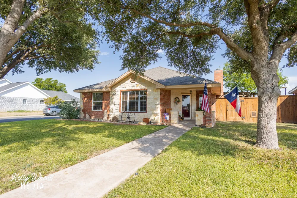 7602 Aspen Avenue San Angelo, TX 76904